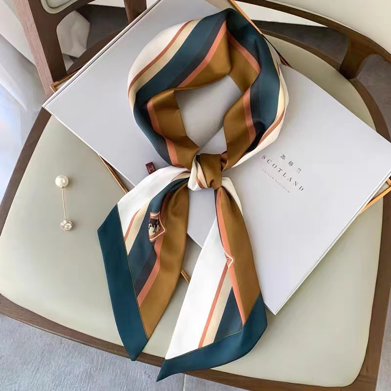 Silk Tie Striped - Luna & Dolphin kobiety szeroki chudy