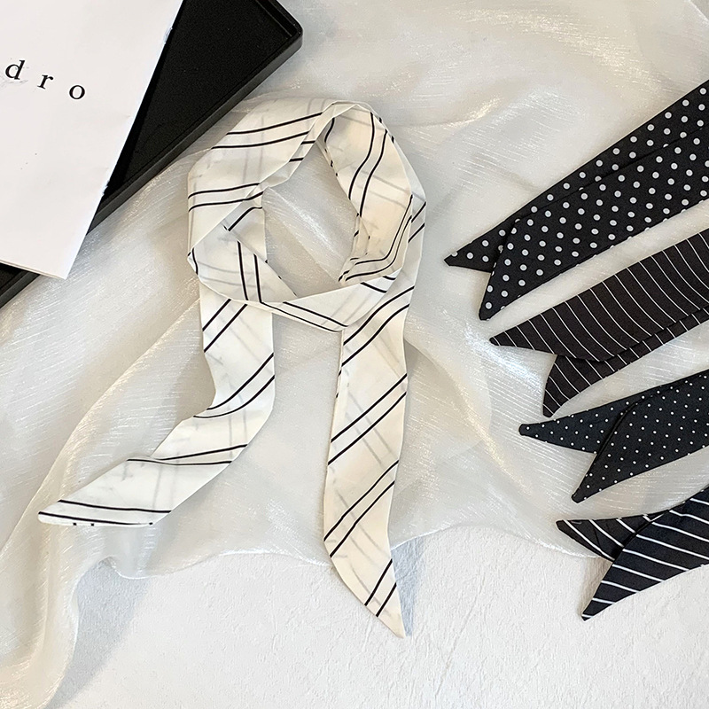 Letnia nowa jedwabna apaszka w – Silk Tie Striped recenzja i cena